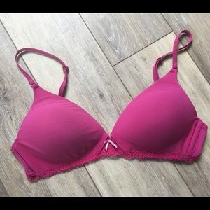 Victoria’s Secrets Angels Bra (Wireless) 34C